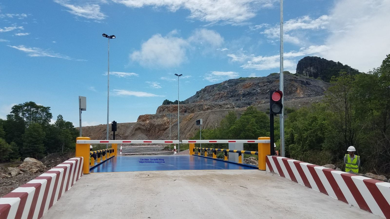 cân xe tải 80 tấn