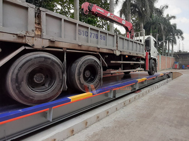 Tối ưu hóa quy trình sản xuất kinh doanh với cân xe tải kiểu chìm
